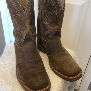 Men’s Double H Square Toe Boot